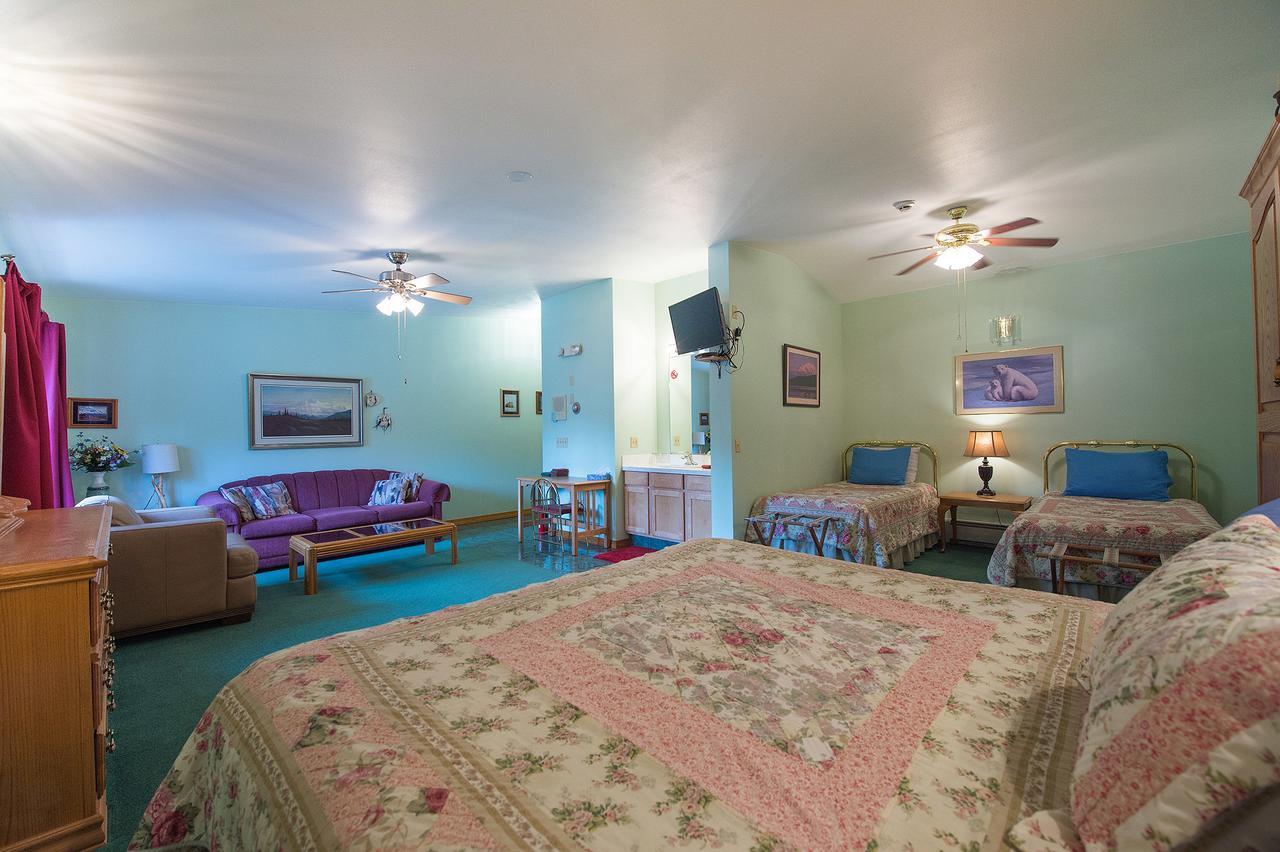 Alaska House Of Jade Bed And Breakfast Anchorage Exterior photo